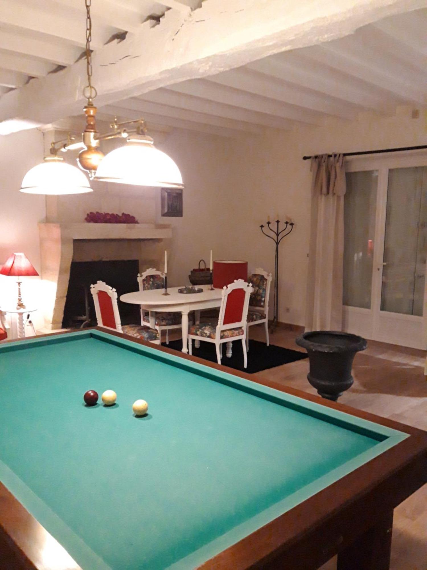 La Gentilhommiere Bed and Breakfast Saint-Aubin-de-Branne Buitenkant foto