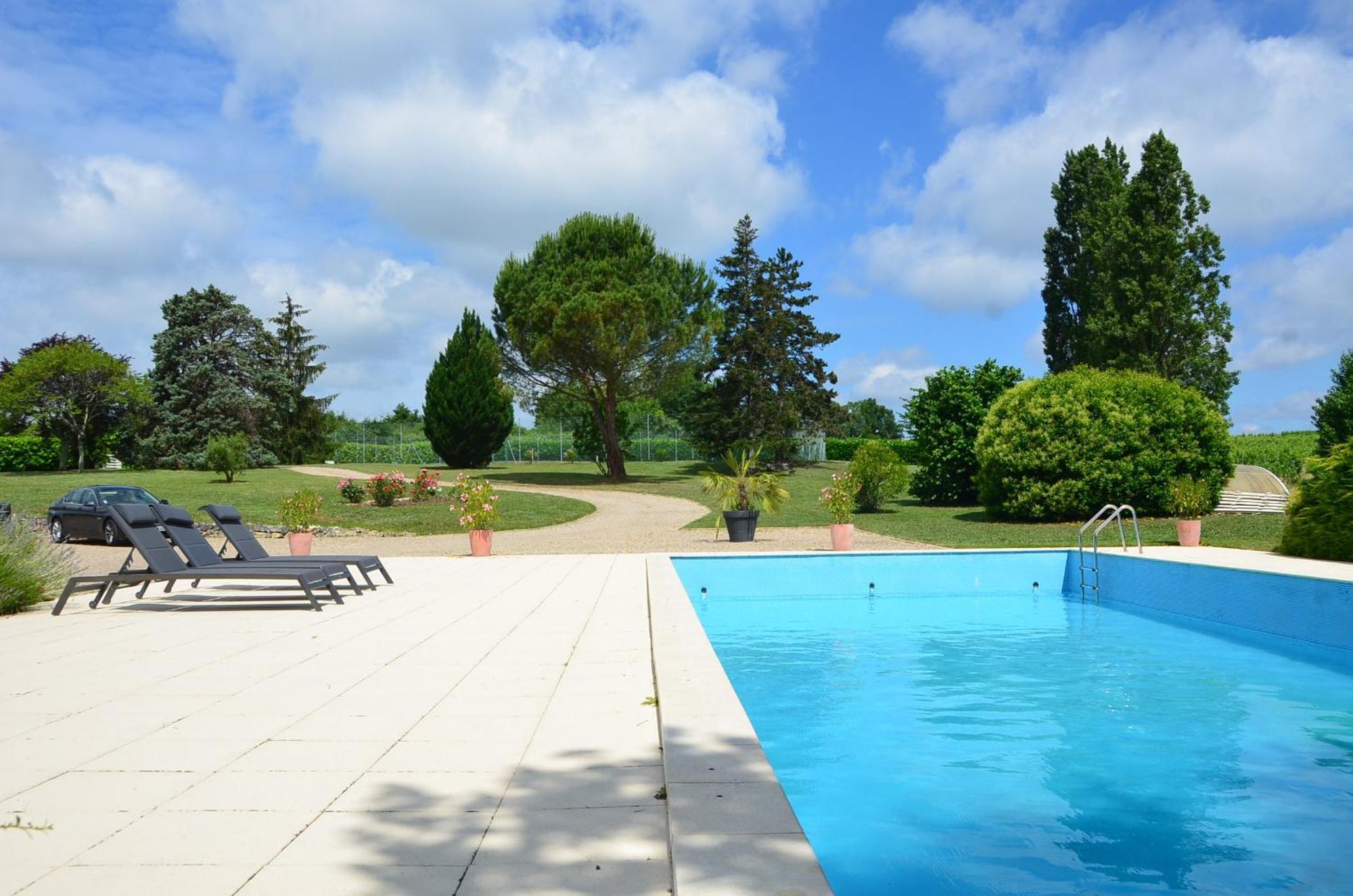La Gentilhommiere Bed and Breakfast Saint-Aubin-de-Branne Buitenkant foto